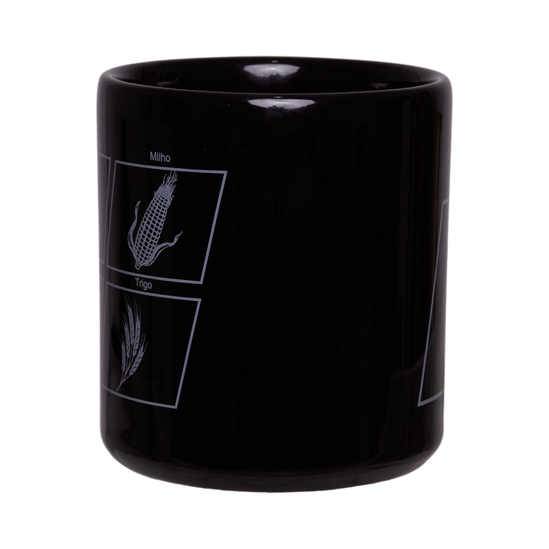 02100-_075_66178-075_CANECA-TERRA---CASE-IH-2