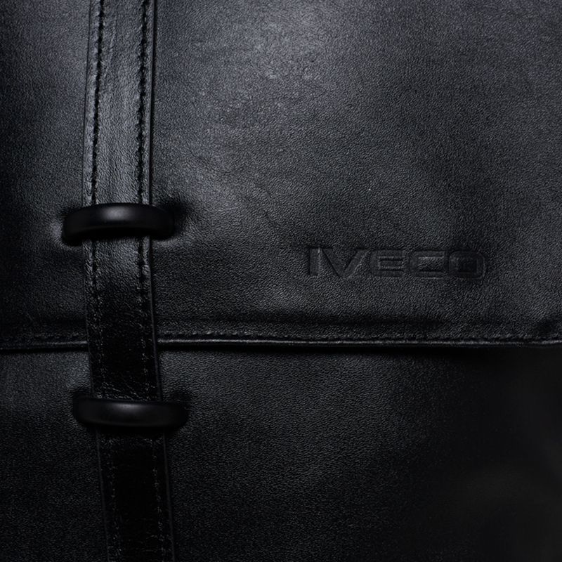 05067_075_75170-075_MOCHILA-BUSINESS--CORPORATE-IVECO-2.jpg